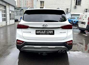 Hyundai Santa Fe, 2019г., полный привод, автомат