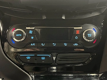 Ford Focus, 2012г., передний привод, механика
