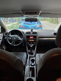 Volkswagen Golf, 2012г., передний привод, механика