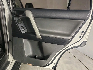Toyota Land Cruiser Prado, 2013г., полный привод, автомат