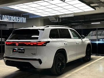 Volkswagen Teramont, 2026г., полный привод, робот