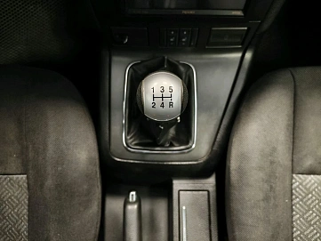Ford Mondeo, 2006г., передний привод, механика