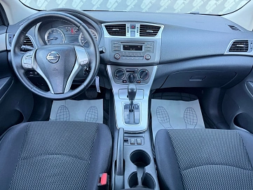Nissan Sentra, 2015г., передний привод, вариатор