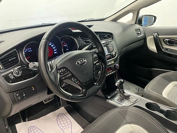 Kia Ceed, 2014г., передний привод, автомат