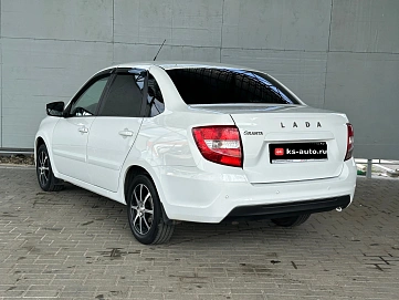 Lada (ВАЗ) Granta, 2018г, передний привод, автомат