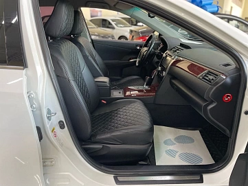 Toyota Camry, 2014г., передний привод, автомат