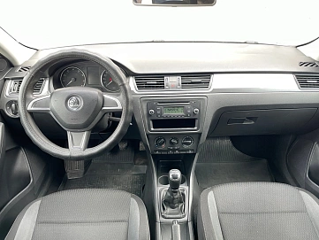 Skoda Rapid, 2015г., передний привод, механика