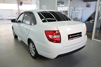 Lada (ВАЗ) Granta, 2022г., передний привод, механика