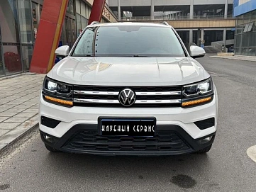 Volkswagen Tharu, 2022г., передний привод, робот