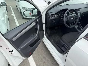 Skoda Octavia, 2020г., передний привод, автомат