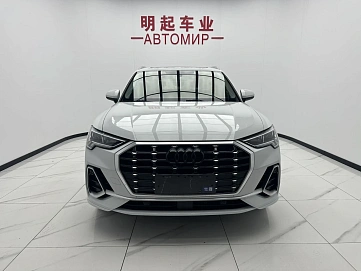 Audi Q3, 2023г., передний привод, робот