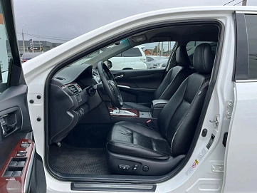 Toyota Camry, 2013г., передний привод, автомат
