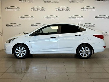 Hyundai Solaris, 2013г., передний привод, механика