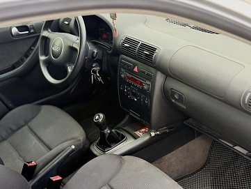 Audi A3, 2001г., передний привод, механика