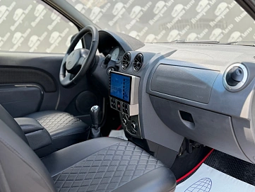 Renault Logan, 2009г., передний привод, механика