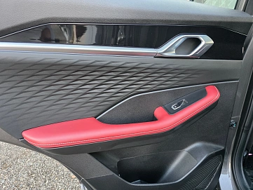 Geely Coolray, 2024г., передний привод, робот