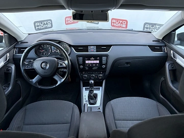Skoda Octavia, 2014г., передний привод, робот