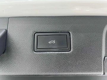 Volkswagen Tayron, 2022г., передний привод, робот