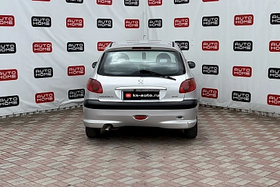 Peugeot 206, 2003г., передний привод, автомат