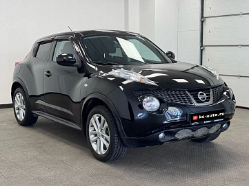 Nissan Juke, 2011г., полный привод, вариатор