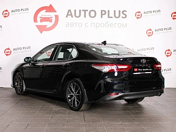 Toyota Camry, 2022г., передний привод, автомат