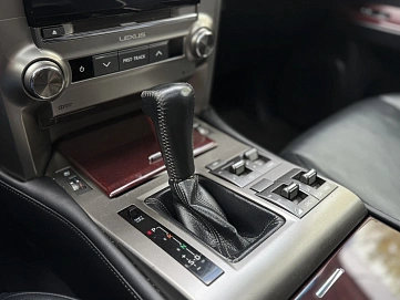 Lexus GX, 2014г., передний привод, автомат
