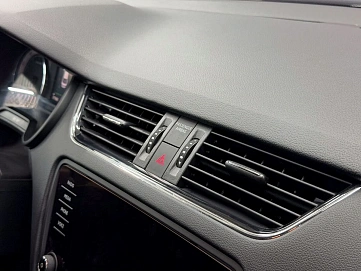 Skoda Octavia, 2017г., передний привод, робот