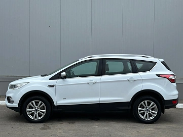 Ford Kuga, 2018г., полный привод, автомат