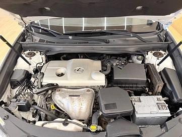Lexus ES, 2014г., передний привод, автомат