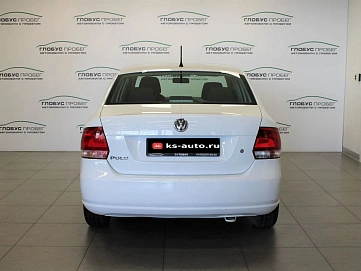 Volkswagen Polo, 2014г., передний привод, автомат