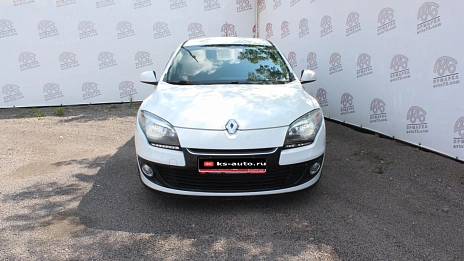 Renault Megane, 2013г., передний привод, механика