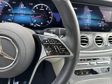 Mercedes-Benz E-Класс, 2022г., задний привод, автомат