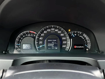 Toyota Camry, 2013г., передний привод, автомат