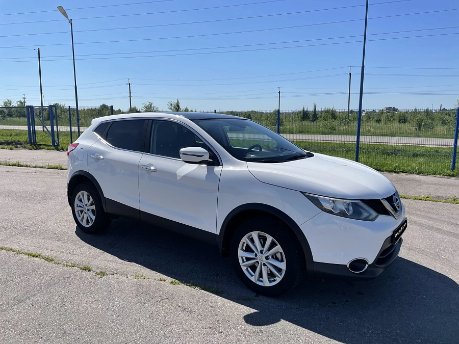 Nissan Qashqai, 2016г., передний привод, вариатор