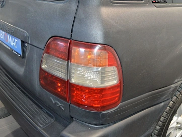 Toyota Land Cruiser, 2006г., полный привод, механика