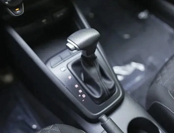 Kia Rio, 2023г., передний привод, автомат