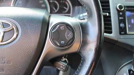 Toyota Venza, 2013г., передний привод, механика