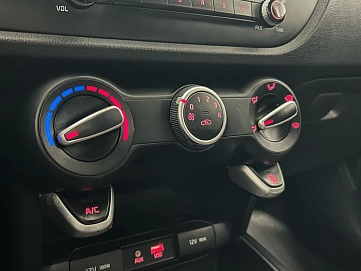 Kia Rio, 2018г., передний привод, механика