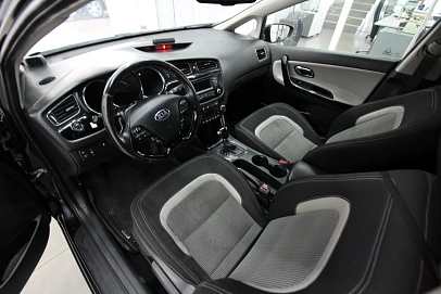 Kia Ceed, 2012г., передний привод, автомат
