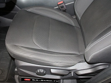 Ford Kuga, 2017г., передний привод, автомат