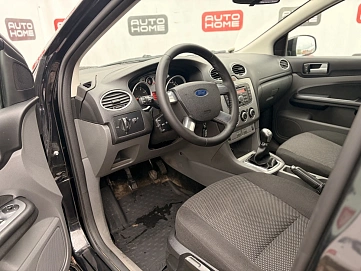 Ford Focus, 2010г., передний привод, механика