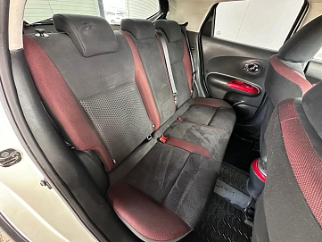 Nissan Juke, 2013г., передний привод, вариатор