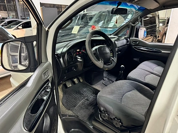 Hyundai H-1, 2006г., задний привод, механика