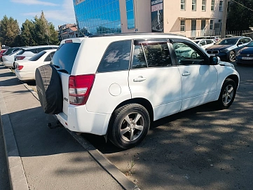 Suzuki Grand Vitara, 2011г., полный привод, автомат
