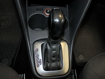 Volkswagen Polo, 2014г., передний привод, автомат