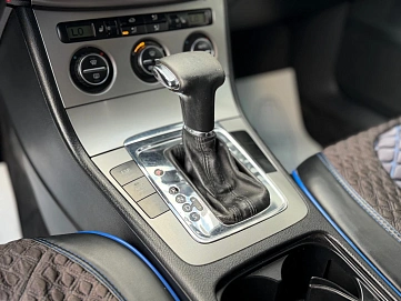 Volkswagen Passat, 2006г., передний привод, автомат