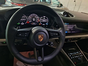 Porsche Cayenne, 2025г., полный привод, автомат