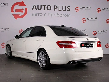 Mercedes-Benz E-Класс, 2011г., задний привод, автомат