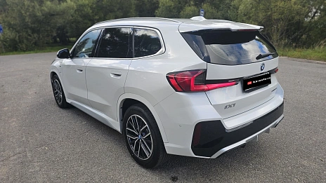 BMW iX1, 2025г, передний привод, автомат