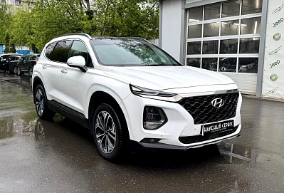 Hyundai Santa Fe, 2019г., полный привод, автомат